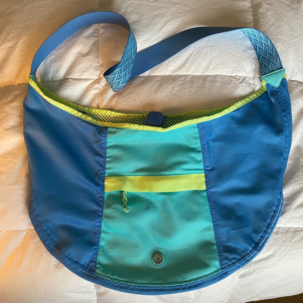 Ivivva bag